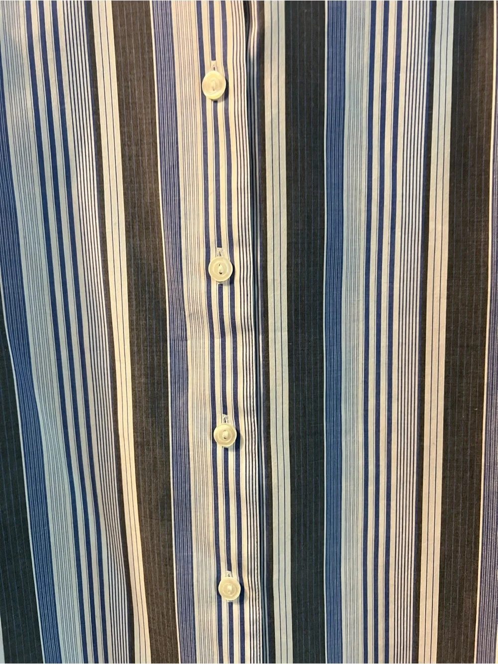 Foxcroft Vintage 100% Cotton Wrinkle-Free Blue Multi-Stripe Button-Down / M - Picture 5 of 9